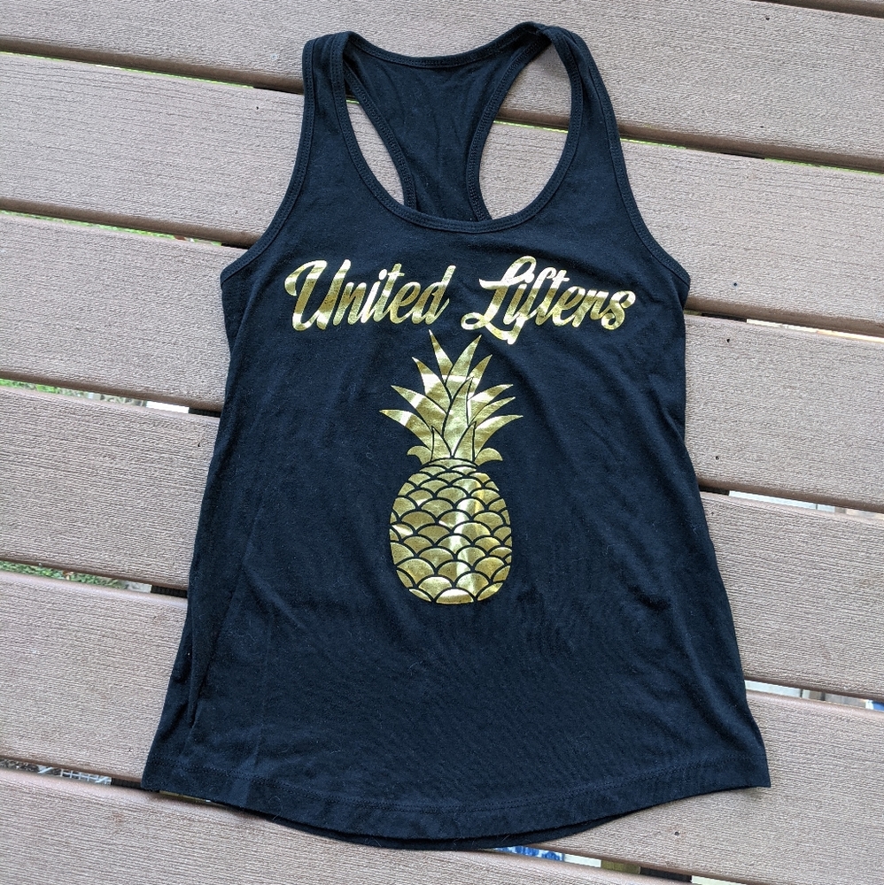 Medium United Lifters pineapple tank